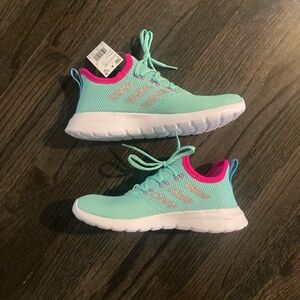 Adidas Lite Racer shoes